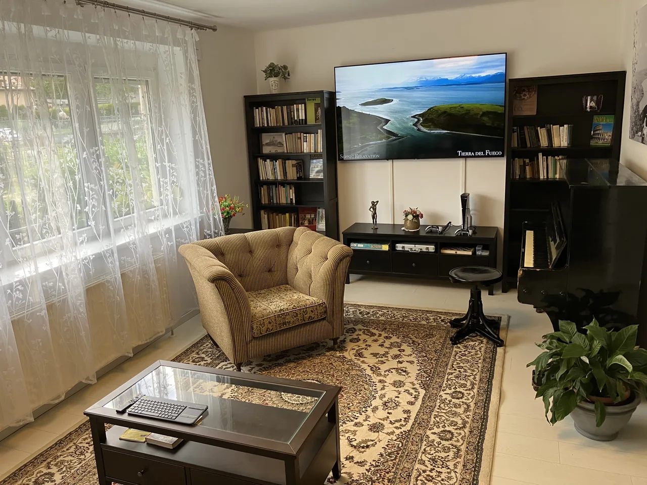 Living room at the guesthouse